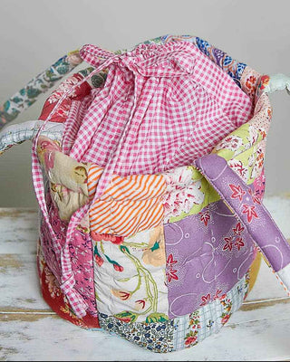 Mixed Print Floral Patchwork Quilted Bucket Bag: CREAM MULTI / OS