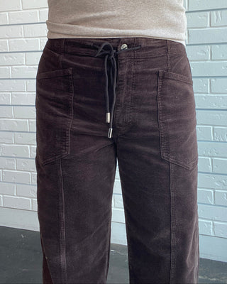 Daze Chocolate Corduroy Barrel Pants at Ellipsis Boutique. Soft drawstring pants with a relaxed barrel-leg fit 