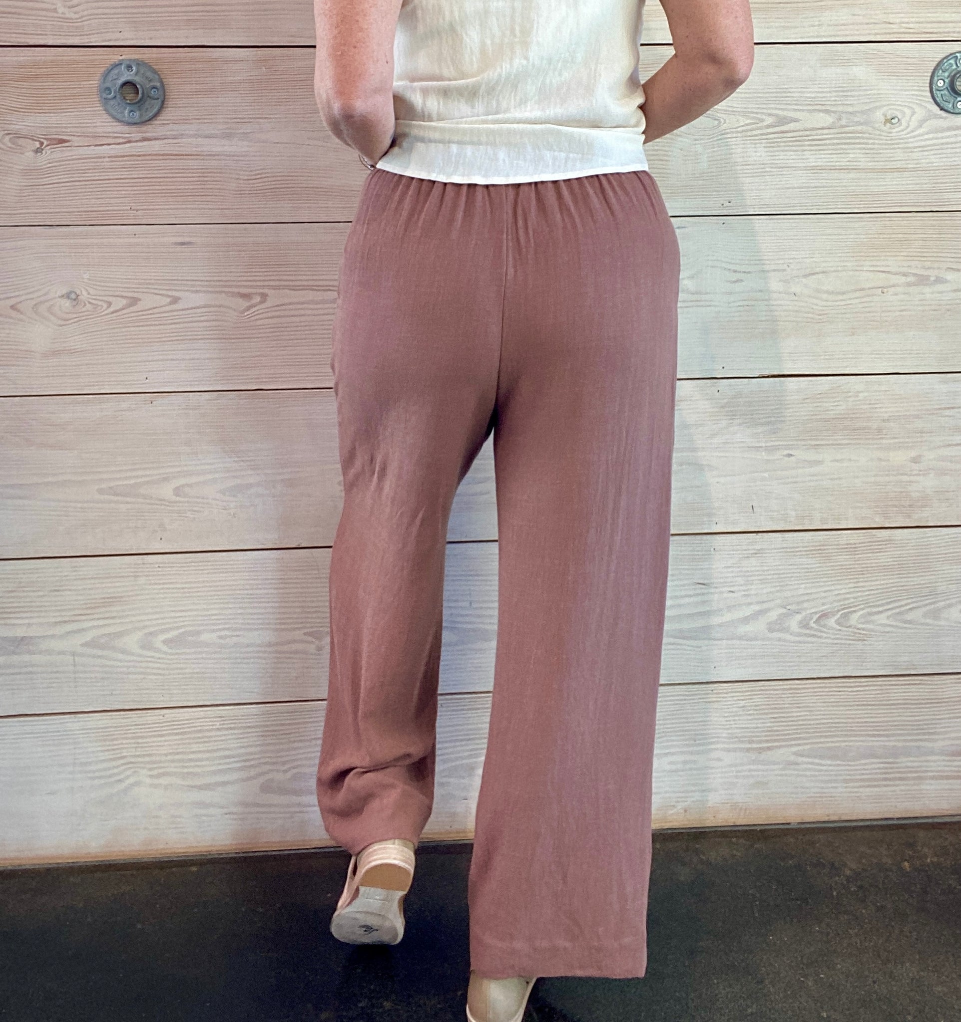 Farah Pants in Whipped Mocha – Ellipsis Boutique