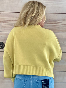 Easy Street Pullover in Pineapple Juice