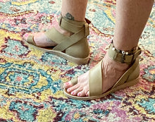 Load image into Gallery viewer, Vale Boot Sandals