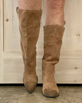 Roxanne Boots in Latte