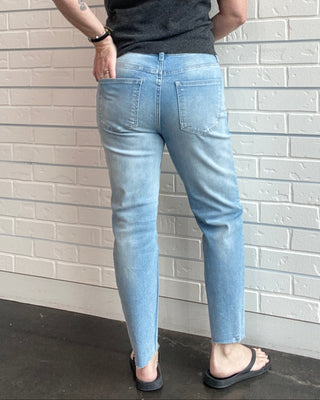 Rachael High Rise Mom Jean