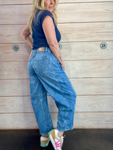 Load image into Gallery viewer, We the Free Good Luck Mid-Rise Barrel Jeans in Ultra Light Beam