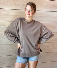 Load image into Gallery viewer, Modern Weekender Pullover