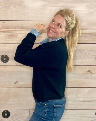 Vintage Havana Black Cropped Sweater with Denim Collar & Cuffs