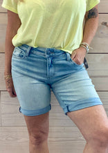 Load image into Gallery viewer, Catherine Mid Rise Roll Up Shorts