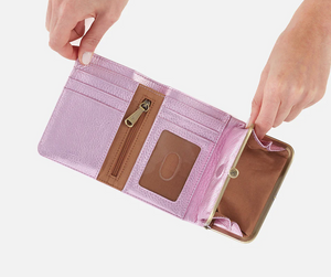 Robin Wallet in Metallic Pink