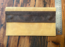 Load image into Gallery viewer, Butternut Clutch