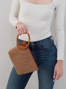 Maggie Clutch in Caramel