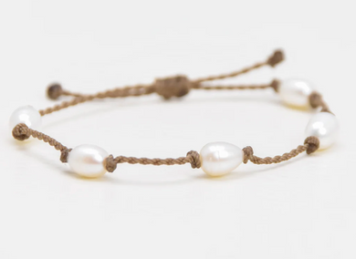 White Medium Pearl Rice Petite Bracelet