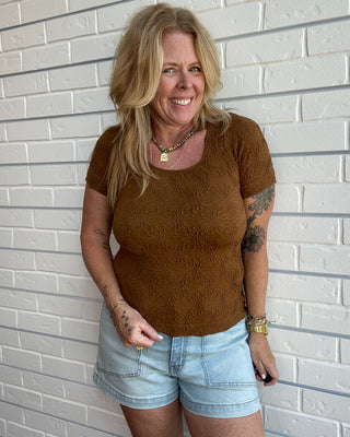 textured-floral-patterned-seamless-top