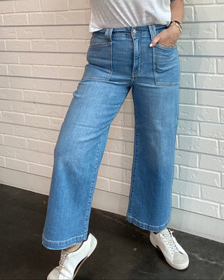 Valley Girl Wide Leg Ankle Jeans