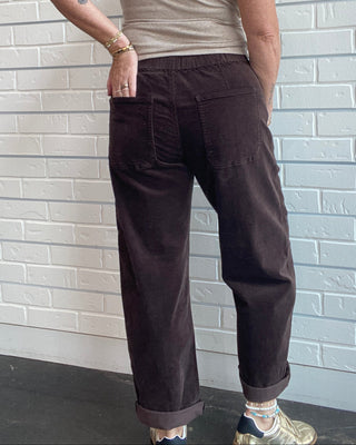 Daze Chocolate Corduroy Barrel Pants at Ellipsis Boutique. Soft drawstring pants with a relaxed barrel-leg fit 