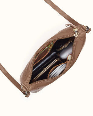 leather bag with pockets inside