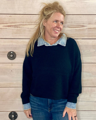 Vintage Havana Black Cropped Sweater with Denim Collar & Cuffs