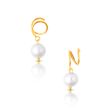 Load image into Gallery viewer, Ellie Vail - Cove Spiral Pearl Earring
