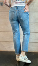Load image into Gallery viewer, Rosa High Rise Vintage Jeans