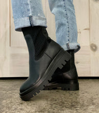 Load image into Gallery viewer, Arctic Black Bootie